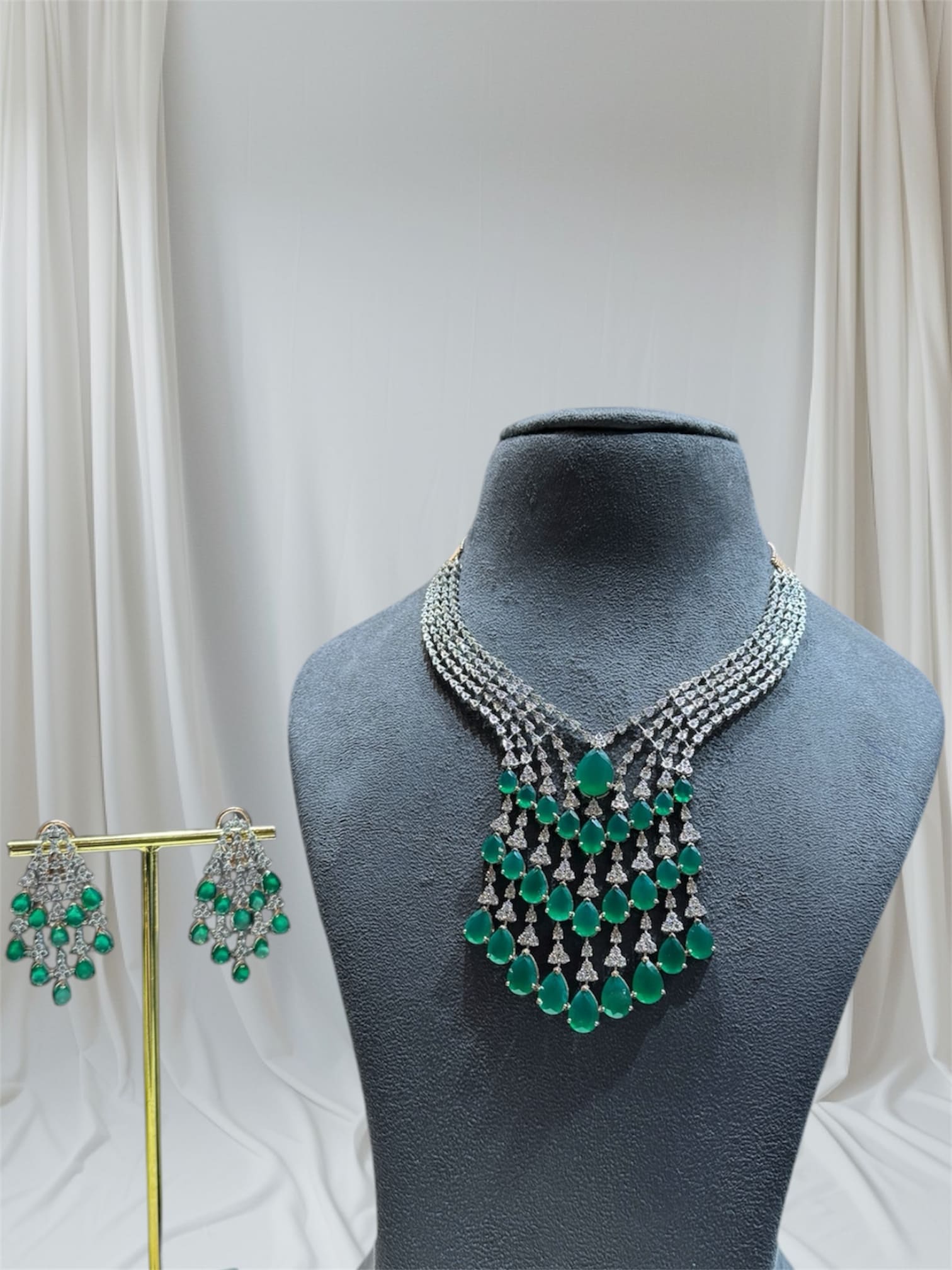 Diamond Necklace (BNS2417)