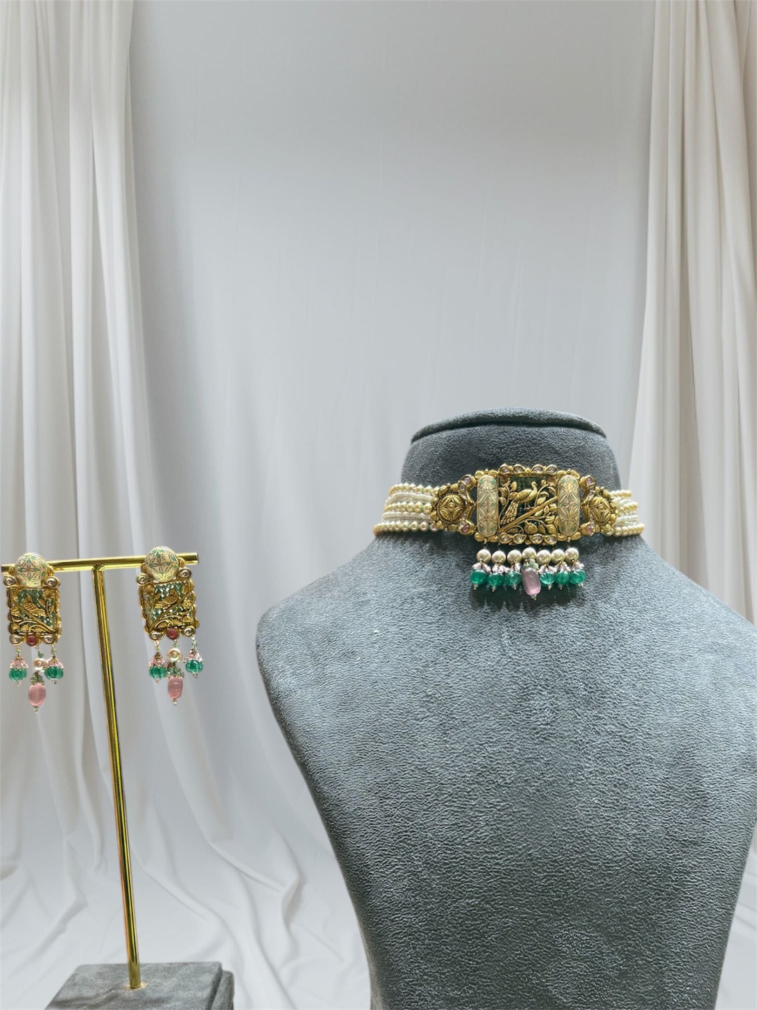 Gold Necklace (GNS489)