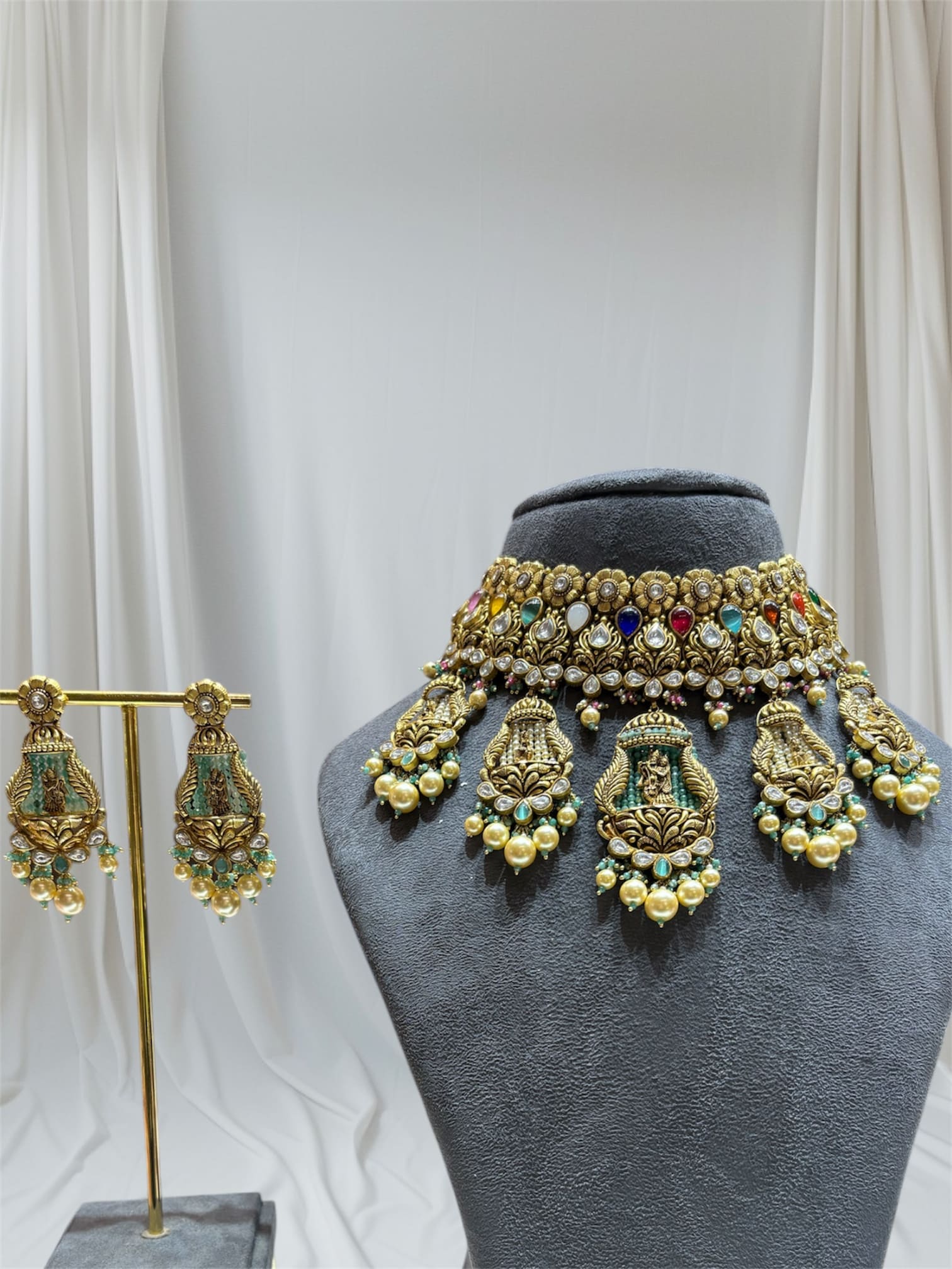 Gold Necklace (GNS671)